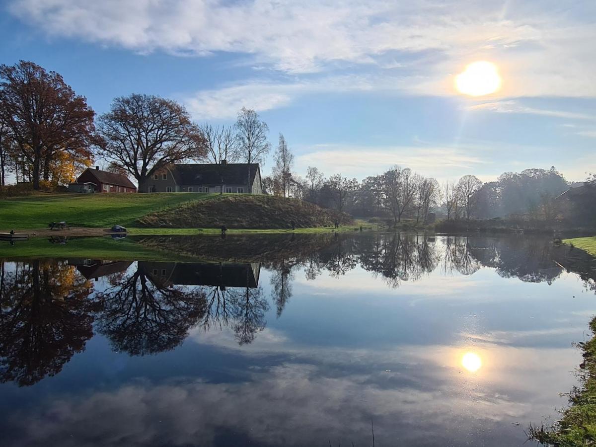 Byskolansvandrarhem Bronnestad Luaran gambar