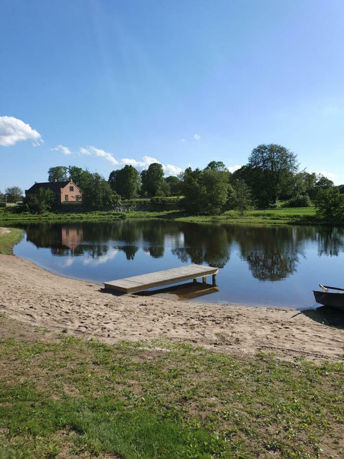 Byskolansvandrarhem Bronnestad Luaran gambar