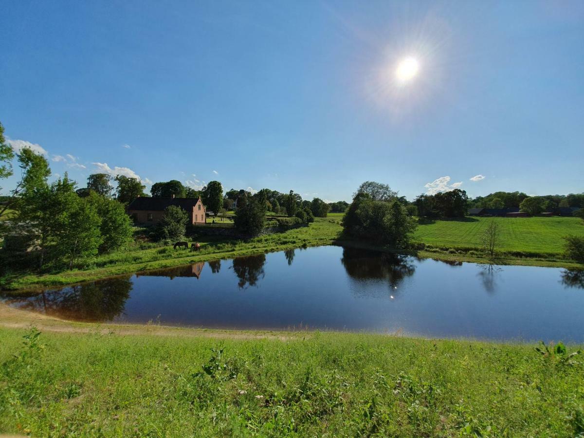 Byskolansvandrarhem Bronnestad Luaran gambar