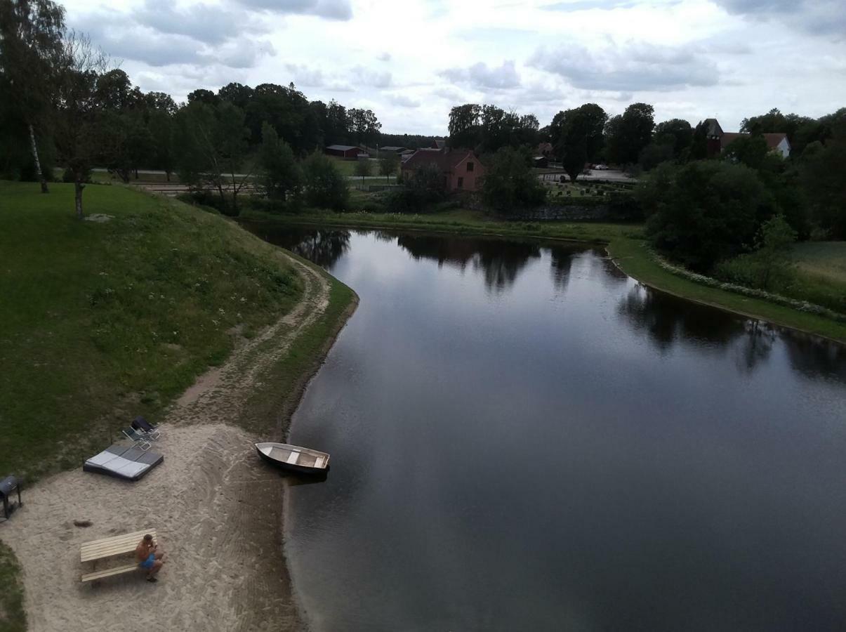 Byskolansvandrarhem Bronnestad Luaran gambar