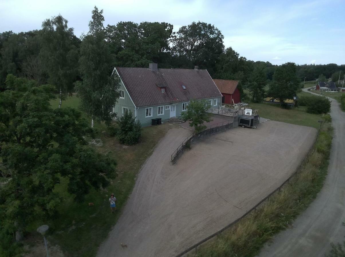 Byskolansvandrarhem Bronnestad Luaran gambar
