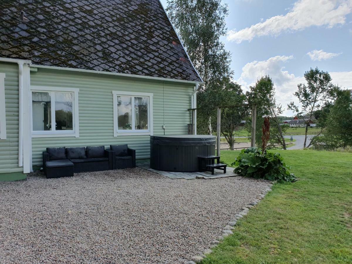 Byskolansvandrarhem Bronnestad Luaran gambar